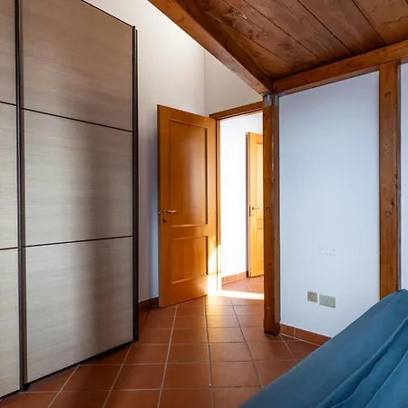Travel Meditation House By Pleiades *
